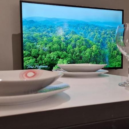 Heart Of Tirana Apartment Екстериор снимка