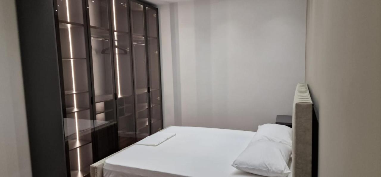 Heart Of Tirana Apartment Екстериор снимка