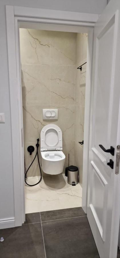 Heart Of Tirana Apartment Екстериор снимка
