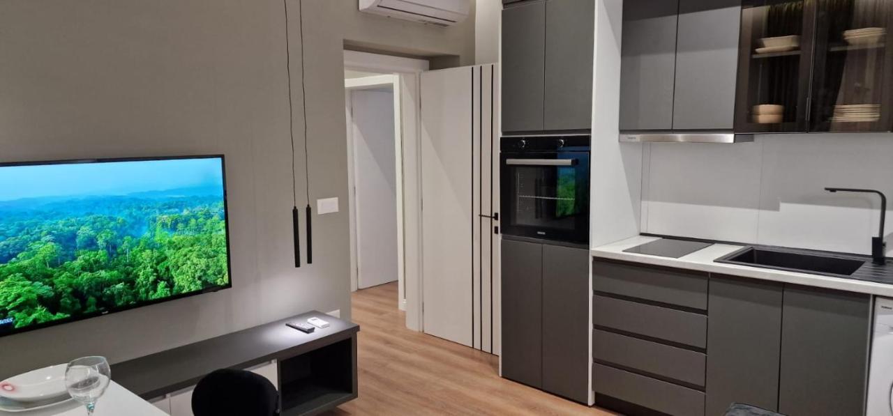 Heart Of Tirana Apartment Екстериор снимка