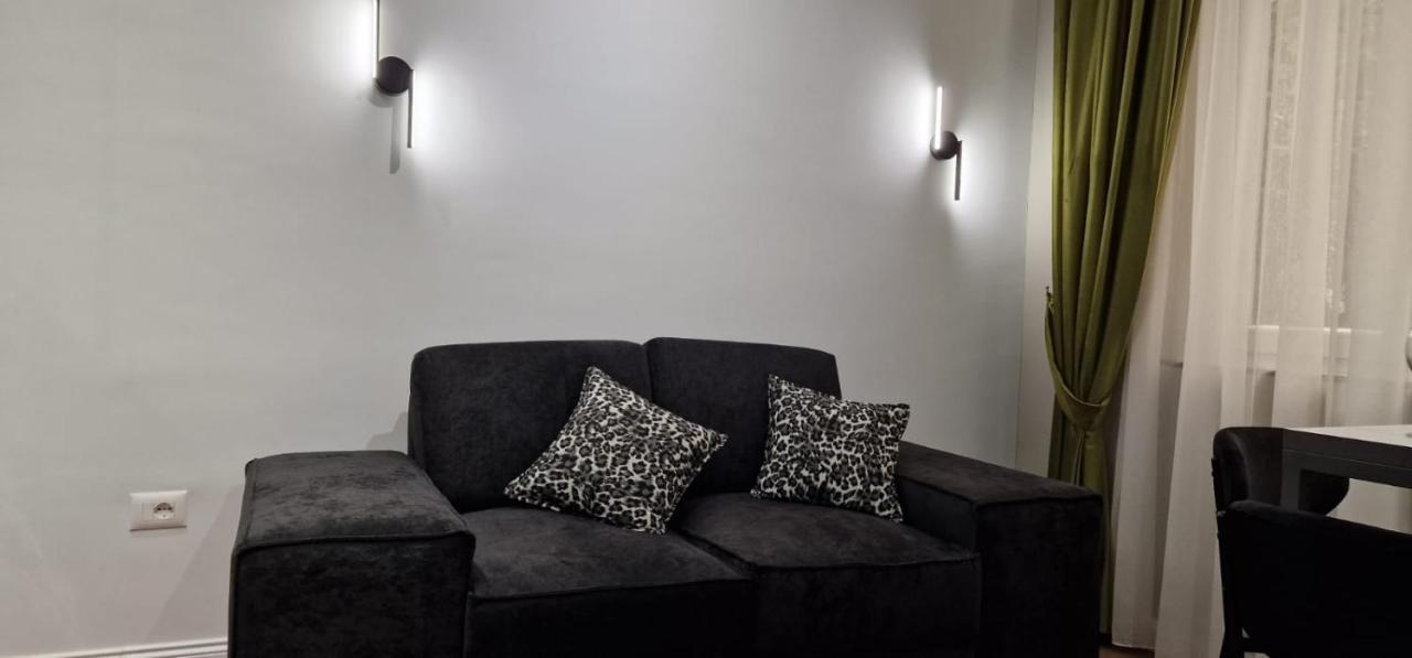 Heart Of Tirana Apartment Екстериор снимка