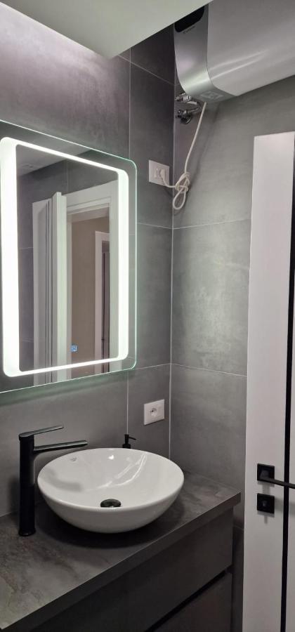 Heart Of Tirana Apartment Екстериор снимка
